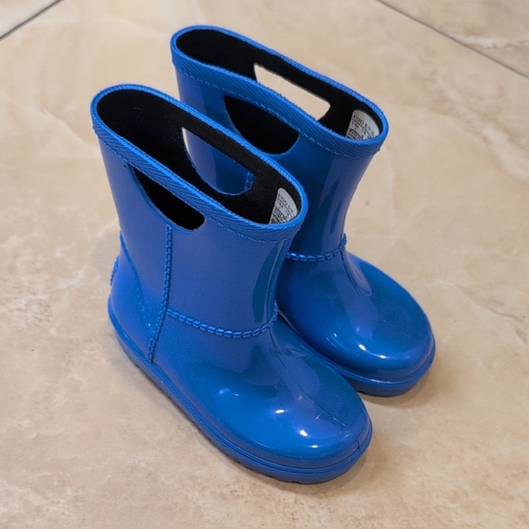 UGG Kids Shiny Blue Rain Boots - Picture 1 of 3